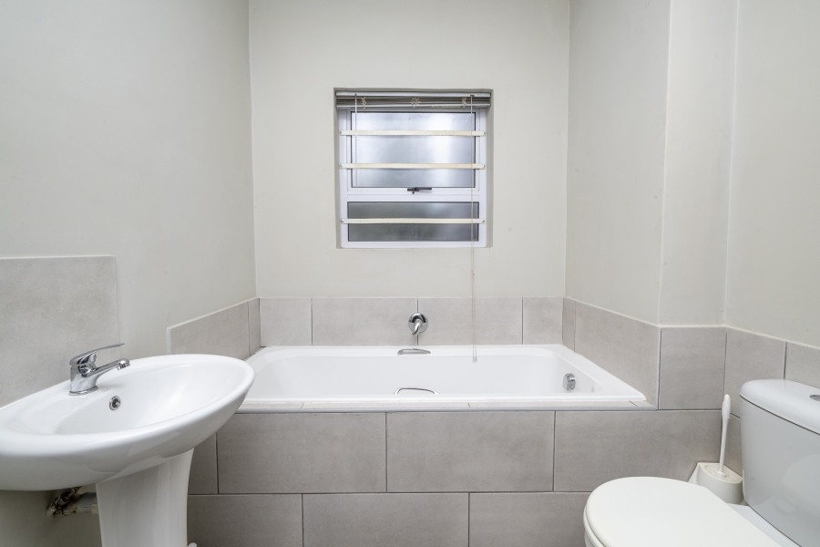 2 Bedroom Property for Sale in Haasendal Western Cape